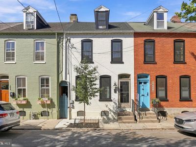 326 Lancaster Ave