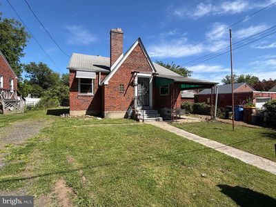 1110 Emerson Ln