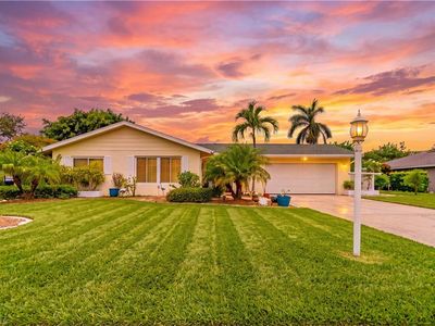 1352 Oaklawn CT