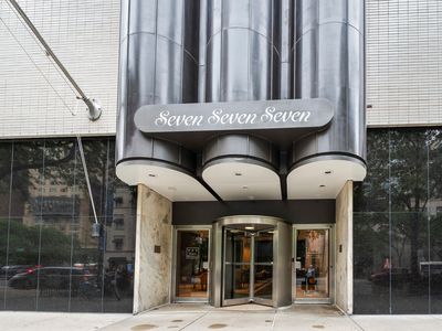 777 N Michigan Ave APT 2109