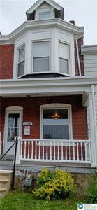 1304 1/2 W Gordon St