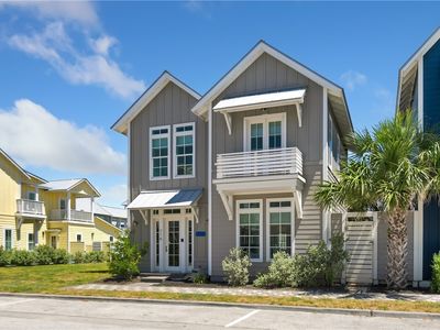716 Sunrise Ave