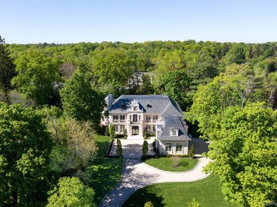 6 Foxwood Road