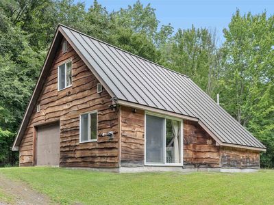 1107 Apple Hill Road