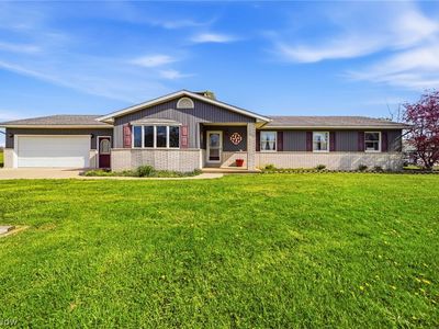 6117 Fenkell Rd