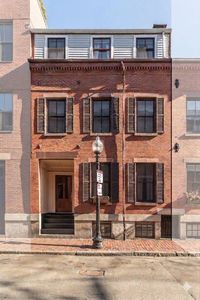 21 Bradford St