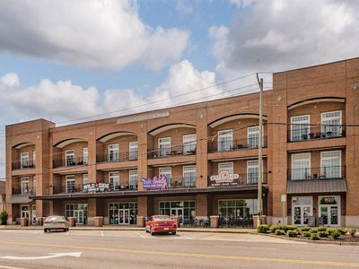 2529 University Blvd #10