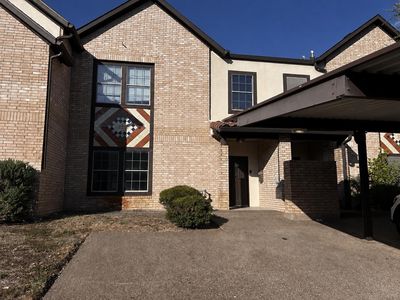 2445 Monarch Dr Unit 303