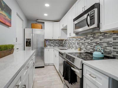 1500 Presidential Way APT 505