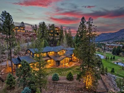 376 Glacier Cliff Drive