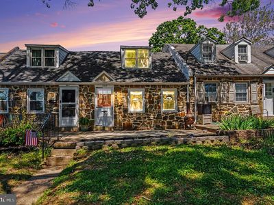 Property at 909 Woodlawn Ave, Phoenixville, PA