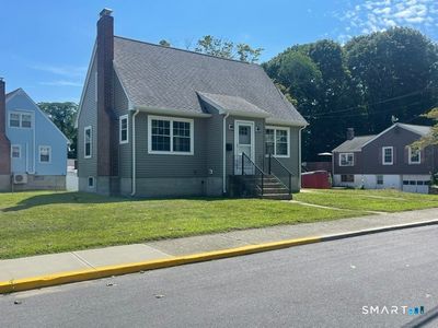 4 Cottage Street