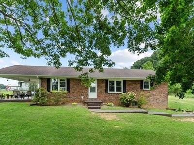 790 N Main St