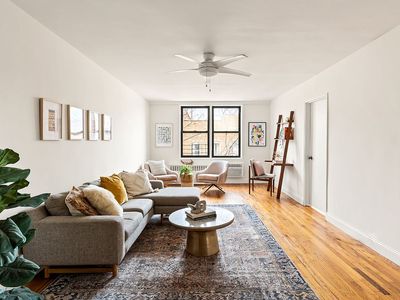 275 Webster Ave APT 6M