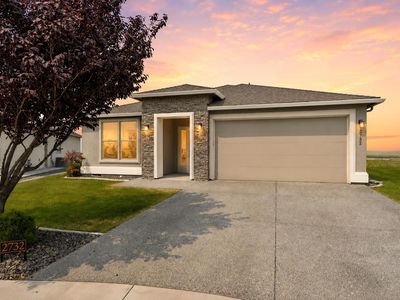 2732 Torrey Pines Way