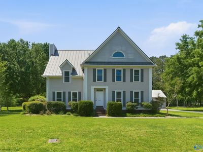 222 Montgomery Dr