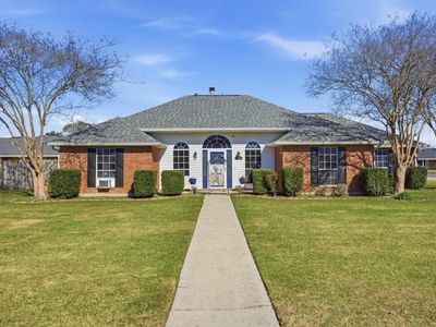 718 Royale Dr
