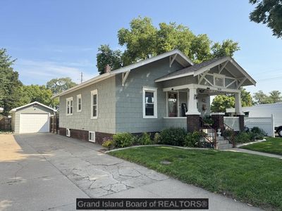 808 W 15th St