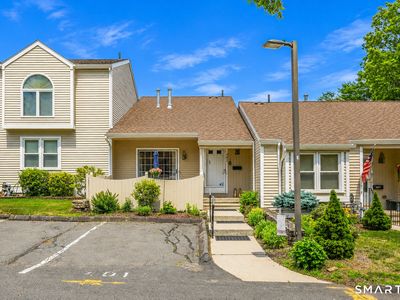 402 Lakeview Drive #402