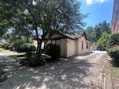 1507 Paul W Bryant Dr