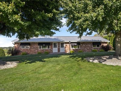 Property at 6264 Paris Ave, Louisville, OH