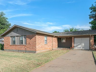 1411 Normandy Dr