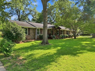 6 Covington Rd