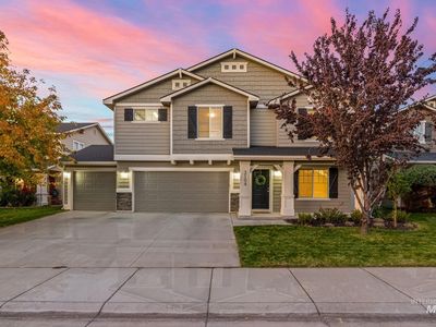 3104 W Pear Apple St