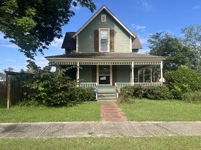 401 S Main St
