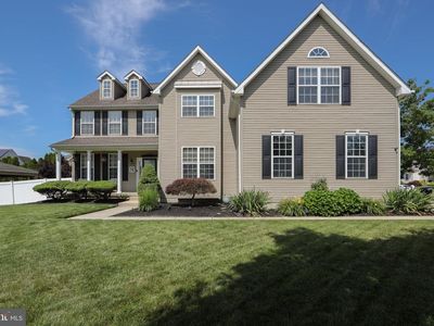 804 Monet Ct