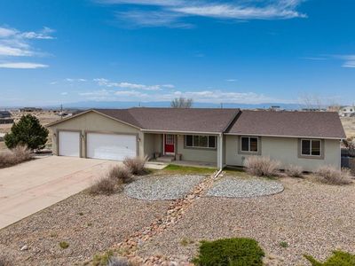 1819 N Buckboard Ave