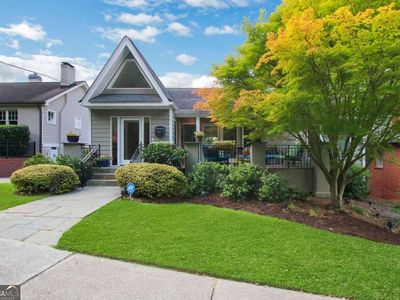 925 Highland Ter NE