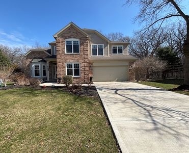 Property at 33993 N Treeline Ct, Grayslake, IL
