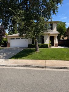 832 Alpine St