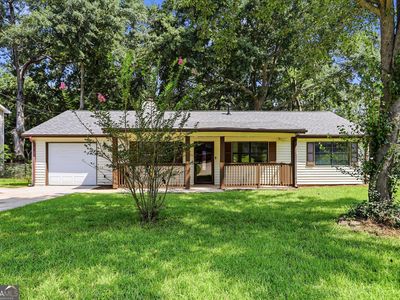 3772 Charlotte Dr