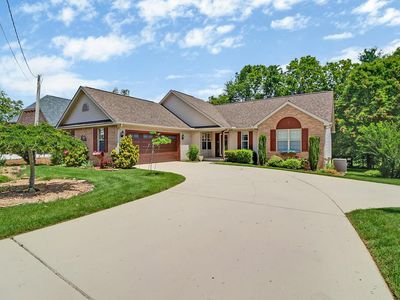 104 Minetta Dr