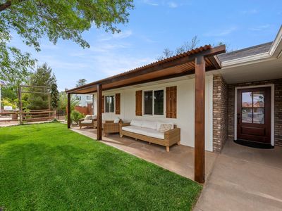 1470 W Jade Dr