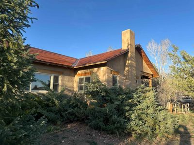 2 Meadowlark Ln