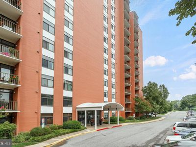 1 Smeton Pl APT 1005