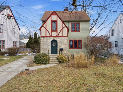Property at 1002 S Cassingham Rd, Bexley, OH