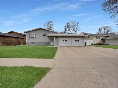 1627 Oakland Dr