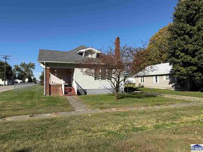 Property at 230 W Broadway St, Shelburn, IN