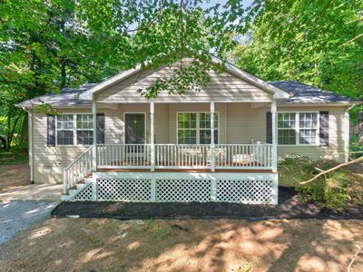 8 Jennings Dr