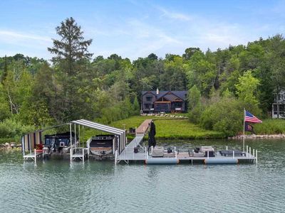2342 Eagle Island Rd