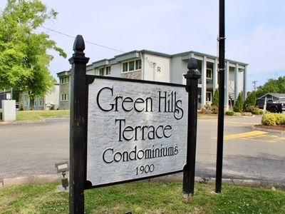 1900 Richard Jones Rd APT V9