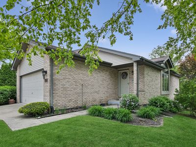 Property at 11135 Shenandoah Dr, Orland Park, IL