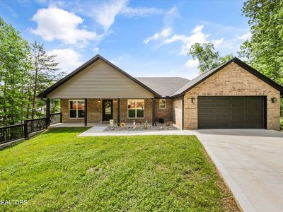 375 Signet Ln