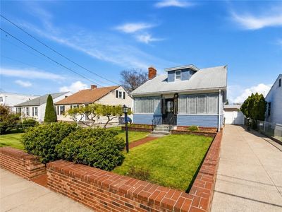 113 Woodside Ave