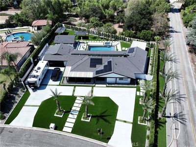 3271 Santa Maria Ave