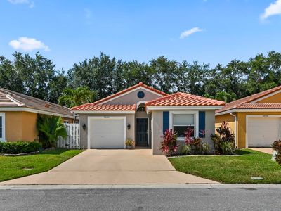 5690 Green Island Drive
